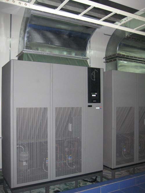 濟(jì)源白云實(shí)業(yè)有限公司恒溫恒濕實(shí)驗(yàn)室